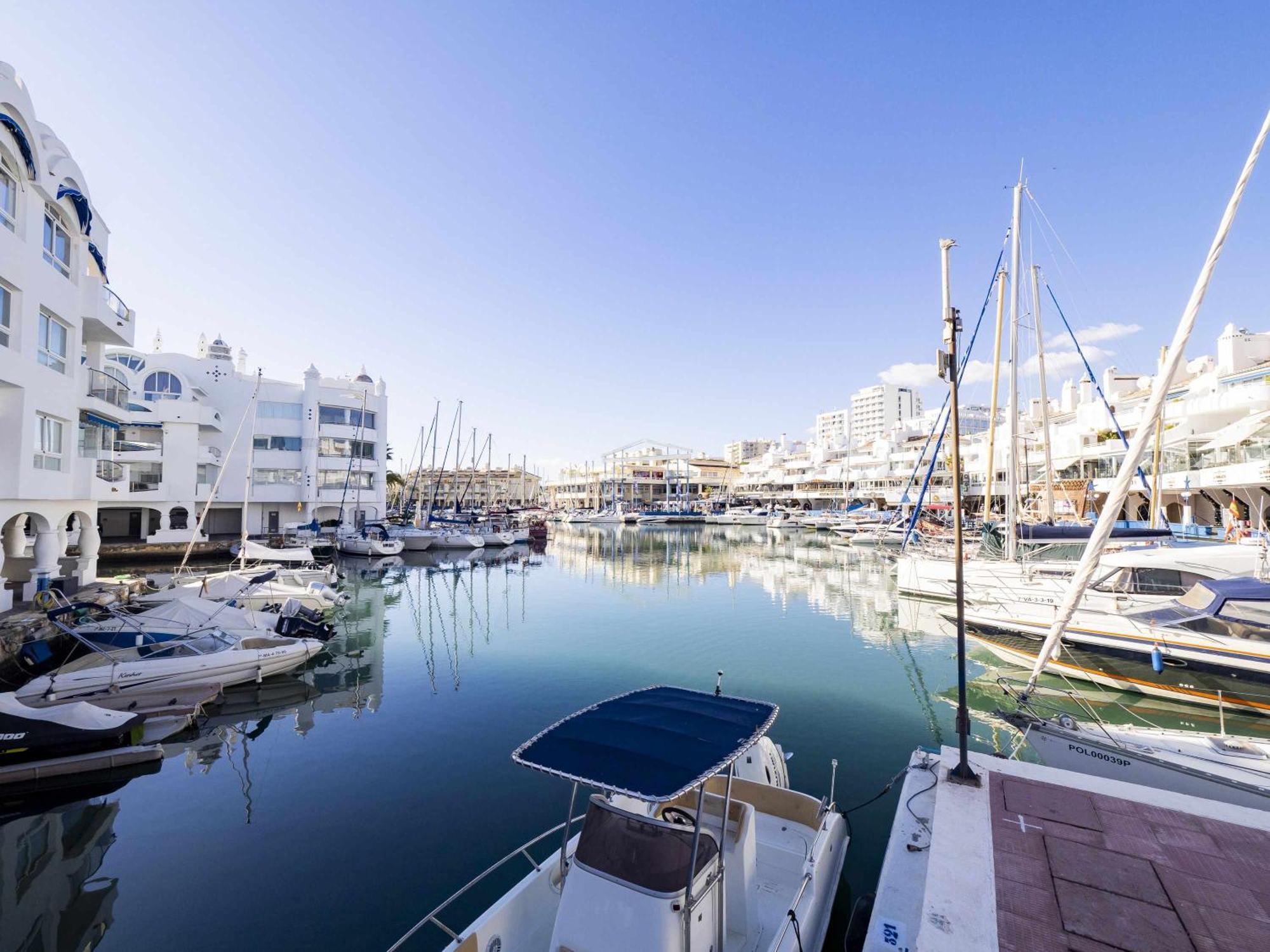 Apartament Mshome Puerto Marina Exclusive *